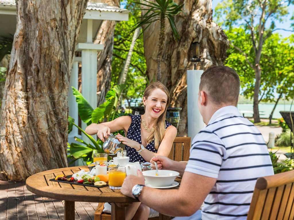 Отель The Reef House Adults Retreat Палм-Коув Ресторан фото